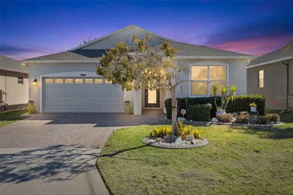 Property Slideshow image 2 of 32 | 4027 serena ln, Clermont, FL, 34711