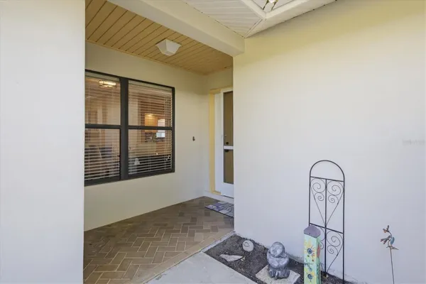 Property Slideshow image 3 of 42 | 260 southampton dr 312, Venice, FL, 34293