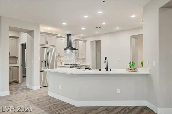 Property Slideshow image 3 of 71 | 2016 colvin run dr, Henderson, NV, 89052