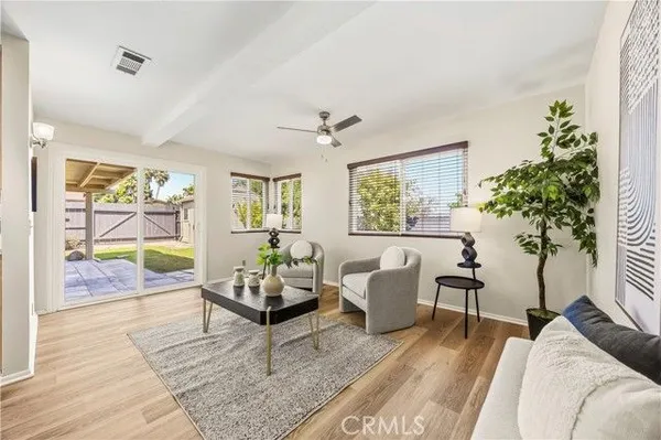 Property Slideshow image 3 of 34 | 1404 peacock blvd, Oceanside, CA, 92056