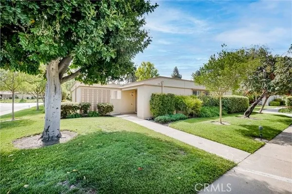 Property Slideshow image 2 of 43 | 88 calle aragon a, Laguna Woods, CA, 92637