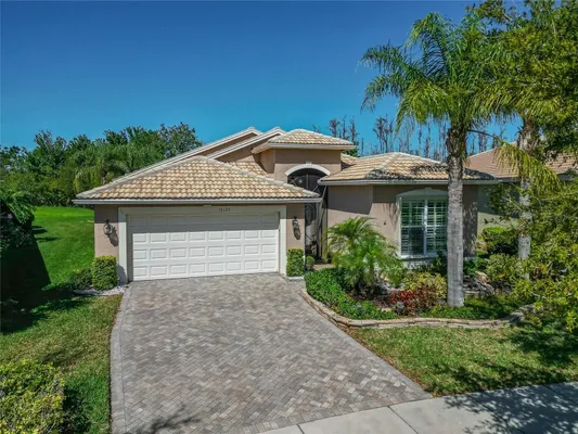 Property Slideshow image 3 of 85 | 16135 cape coral dr, Wimauma, FL, 33598