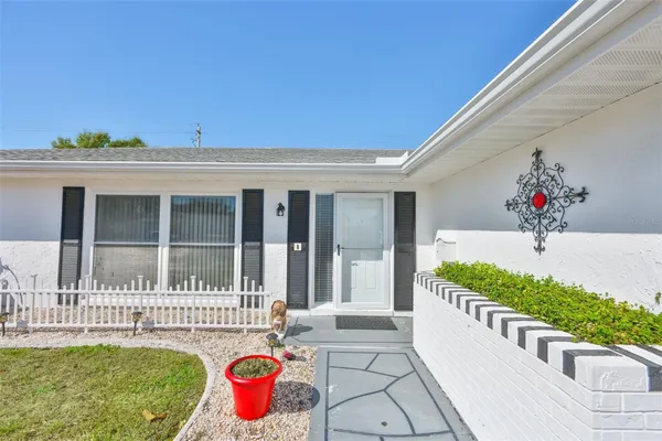 Property Slideshow image 2 of 56 | 1254 w del webb blvd, Sun City Center, FL, 33573