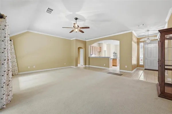 Property Slideshow image 3 of 39 | 10417 belvedere dr, Denton, TX, 76207