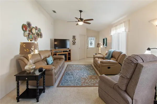 Property Slideshow image 2 of 24 | 1822 nicaragua way, Winter Haven, FL, 33881
