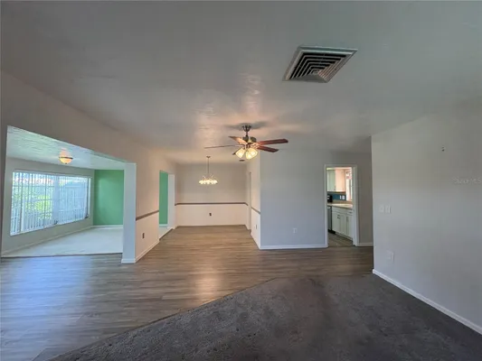Property Slideshow image 3 of 27 | 3276 brunswick ln 705, Sarasota, FL, 34239