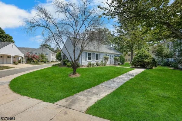 Property Slideshow image 3 of 41 | 394 orrington ln, Monroe Twp, NJ, 08831