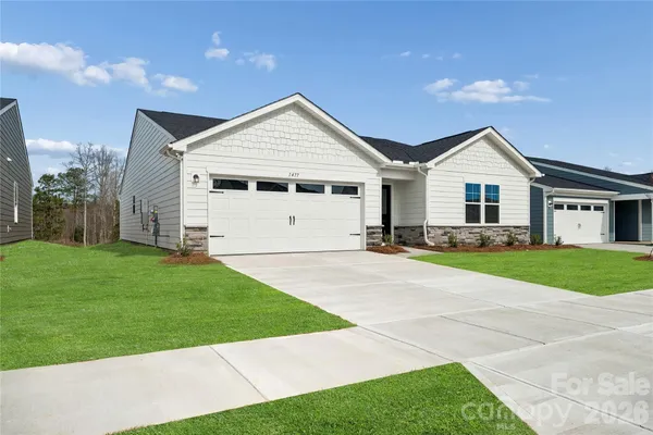 Property Slideshow image 2 of 41 | 1477 ardmore dr, Sherrills Ford, NC, 28673