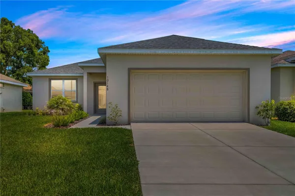 Property Slideshow image 2 of 75 | 10148 duffy cir, Weeki Wachee, FL, 34613