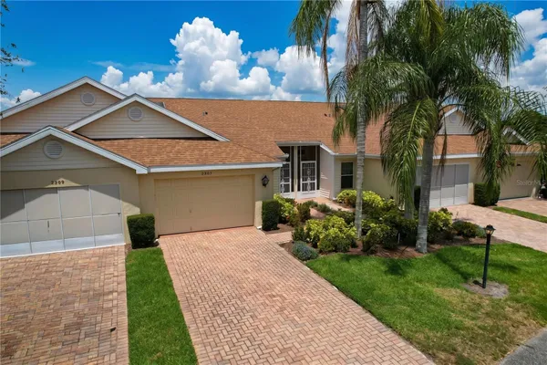 Property Slideshow image 2 of 68 | 2307 new orchard ct, Sun City Center, FL, 33573