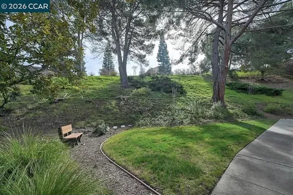 Property Slideshow image 2 of 42 | 1641 canyonwood ct 3, Walnut Creek, CA, 94595