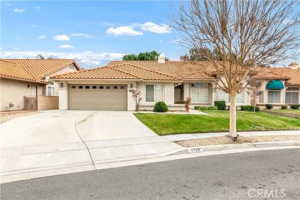 Property Slideshow image 2 of 45 | 1730 almond tree st, Hemet, CA, 92545
