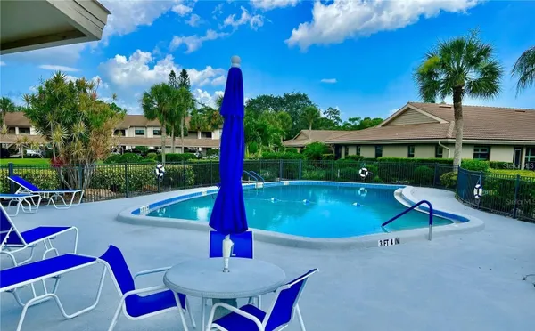 Property Slideshow image 3 of 36 | 7183 wood creek dr 9, Sarasota, FL, 34231