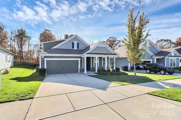 Property Slideshow image 2 of 40 | 163 hanks bluff dr, Mooresville, NC, 28117