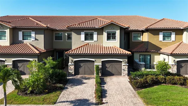 Property Slideshow image 2 of 87 | 13506 messina loop 105, Bradenton, FL, 34211