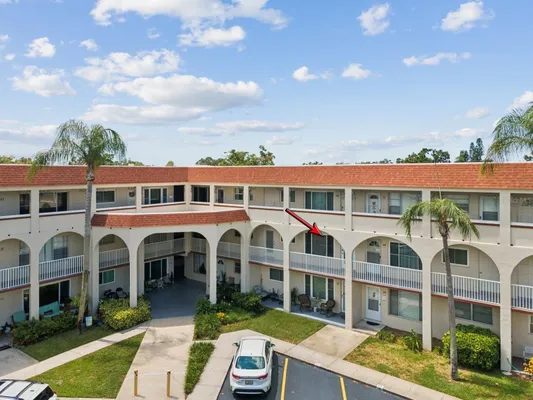Property Slideshow image 2 of 65 | 2433 brazilia dr apt 43, Clearwater, FL, 33763