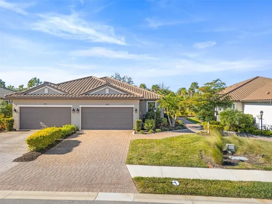 Property Slideshow image 2 of 62 | 15680 sacile ln, Bradenton, FL, 34211