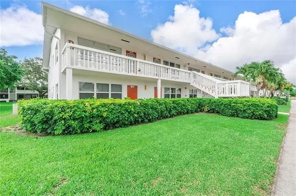 Property Slideshow image 3 of 36 | 373 tilford r # 373, Deerfield Beach, FL, 33442