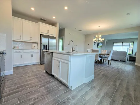 Property Slideshow image 3 of 33 | 1001 umbria dr, Kissimmee, FL, 34759