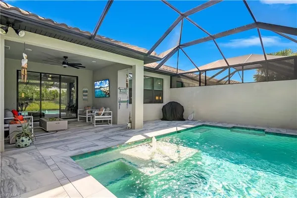 Property Slideshow image 3 of 36 | 12280 canal grande dr, Fort Myers, FL, 33913