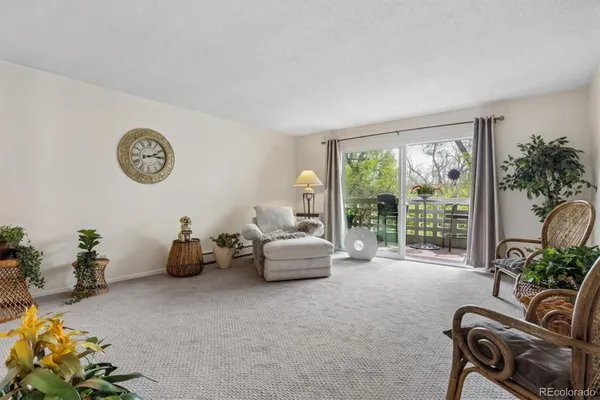 Property Slideshow image 2 of 35 | 675 s alton way 12b, Denver, CO, 80247
