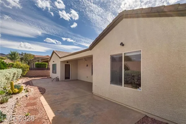 Property Slideshow image 3 of 35 | 2348 kalkaska dr, Henderson, NV, 89044