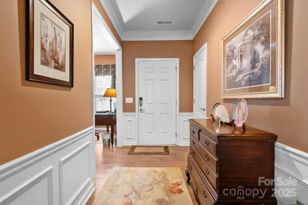Property Slideshow image 3 of 38 | 689 birchway dr, Fort Mill, SC, 29715