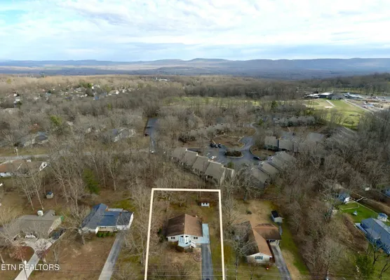 Property Slideshow image 2 of 28 | 119 eagle ln, Crossville, TN, 38558