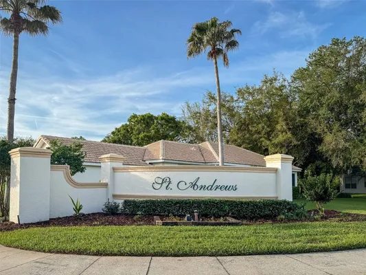 Property Slideshow image 2 of 32 | 9035 saint andrews way, Mount Dora, FL, 32757