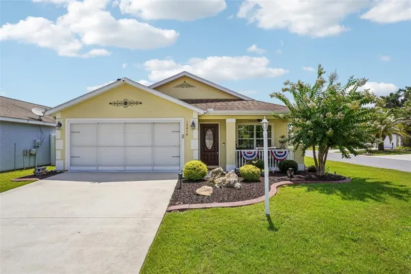 Property Slideshow image 2 of 45 | 12416 ne 48th loop, Oxford, FL, 34484