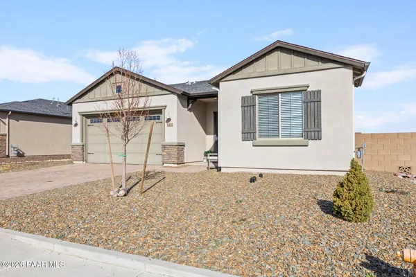Property Slideshow image 3 of 43 | 7783 e bella vista ln, Prescott Valley, AZ, 86315