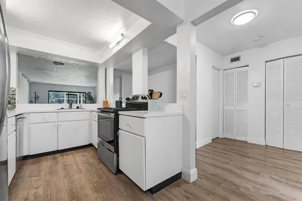 Property Slideshow image 2 of 13 | 7843 willow spring dr apt 612, Lake Worth, FL, 33467