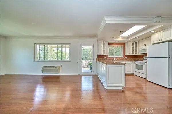 Property Slideshow image 2 of 27 | 930 avenida majorca p, Laguna Woods, CA, 92637