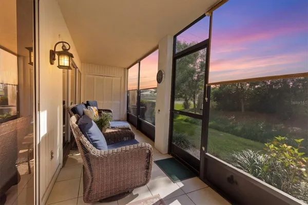 Property Slideshow image 2 of 53 | 2756 clubhouse dr 101, Sarasota, FL, 34232