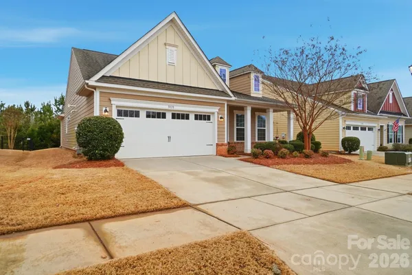 Property Slideshow image 2 of 38 | 8028 asher chase trl, Lancaster, SC, 29720