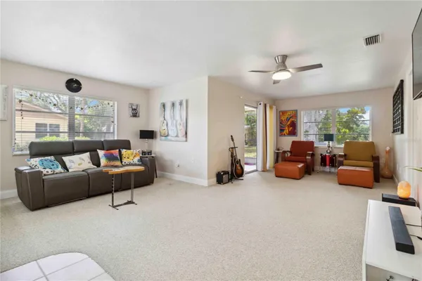Property Slideshow image 3 of 21 | 4549 tippecanoe trl # 20, Sarasota, FL, 34233