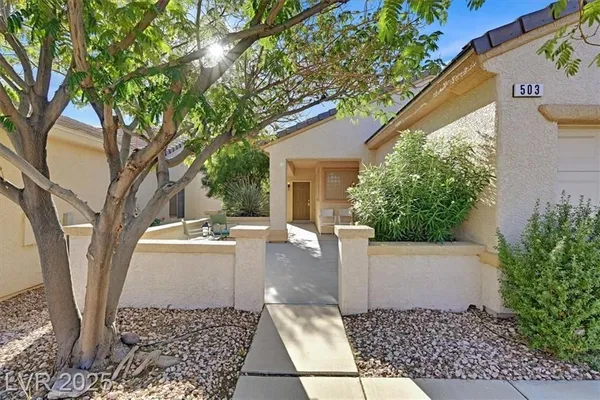 Property Slideshow image 2 of 25 | 503 elkhurst pl, Henderson, NV, 89012