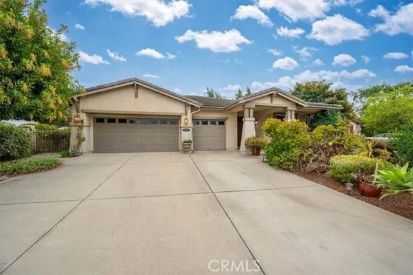 Property Slideshow image 3 of 45 | 879 wigeon way, Arroyo Grande, CA, 93420