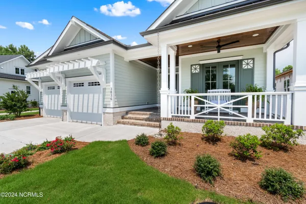 Property Slideshow image 2 of 35 | 3836 reserve club dr, Southport, NC, 28461