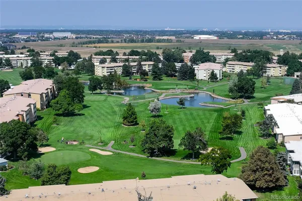 Property Slideshow image 3 of 19 | 765 s alton way 6b, Denver, CO, 80247