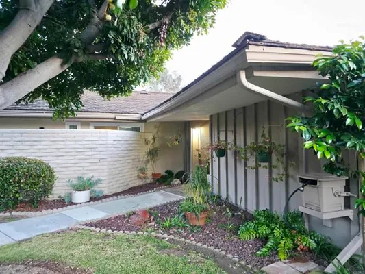Property Slideshow image 3 of 39 | 27211 capote de paseo c, San Juan Capistrano, CA, 92675