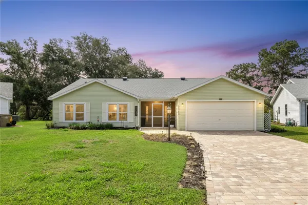 Property Slideshow image 2 of 27 | 5540 hamlin ct, Leesburg, FL, 34748