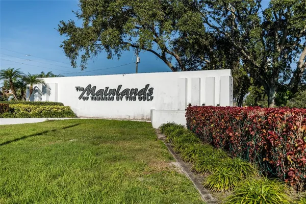 Property Slideshow image 2 of 34 | 9813 37th st, Pinellas Park, FL, 33782