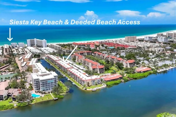 Property Slideshow image 2 of 47 | 1300 n portofino dr s206, Sarasota, FL, 34242