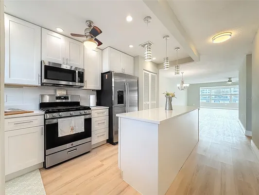 Property Slideshow image 3 of 38 | 5960 30th ave 103, Gulfport, FL, 33707