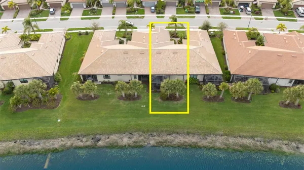 Property Slideshow image 2 of 54 | 18850 bianchi st, Venice, FL, 34293