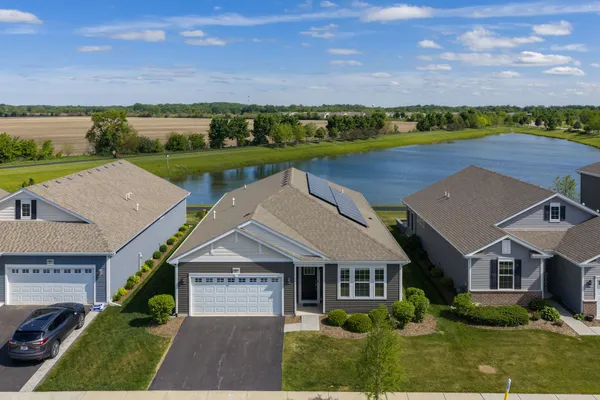 Property Slideshow image 2 of 20 | 833 americana ave, Pingree Grove, IL, 60140