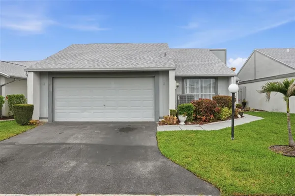 Property Slideshow image 2 of 39 | 18441 orangecrest ct, Lehigh Acres, FL, 33936