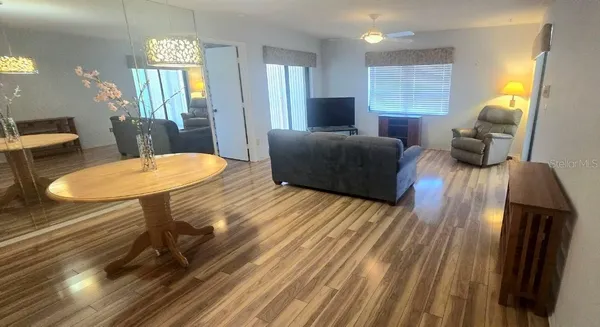 Property Slideshow image 3 of 29 | 1001 tartan dr 302, Palm Harbor, FL, 34684