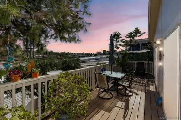 Property Slideshow image 2 of 35 | 444 n el camino real spc 48, Encinitas, CA, 92024